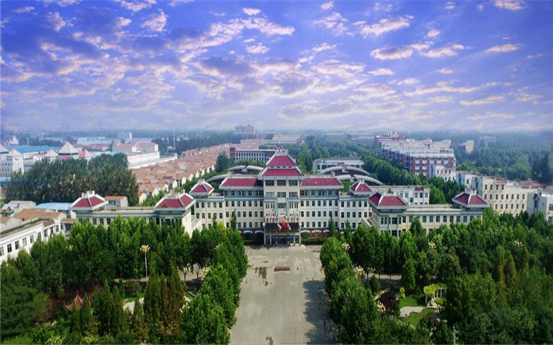 俯瞰校园
