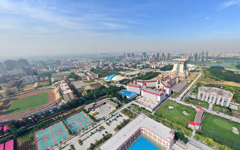 俯瞰校园
