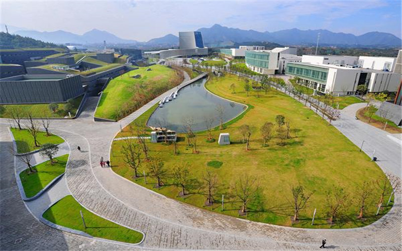 俯瞰学院
