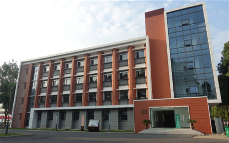 学院建筑