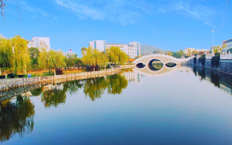 水上校园