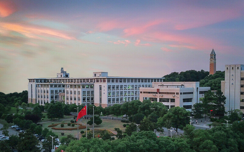 俯瞰学院