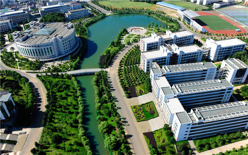 俯瞰学院