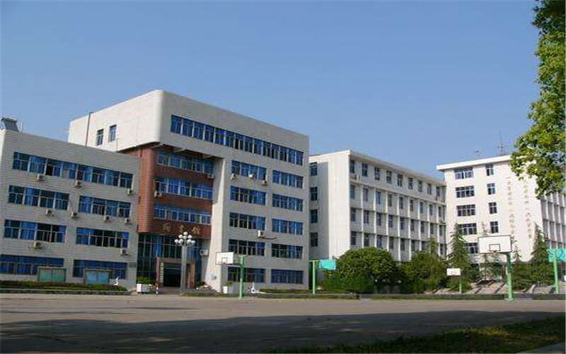 学院建筑