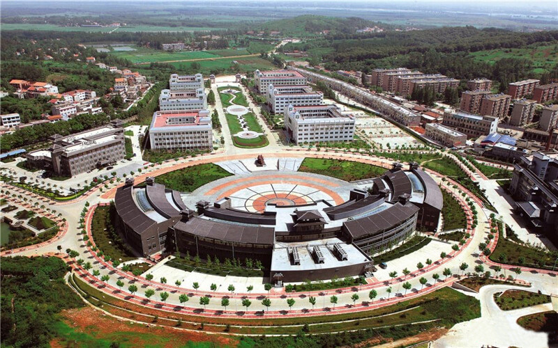 学院俯视图