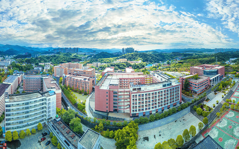 俯瞰学院