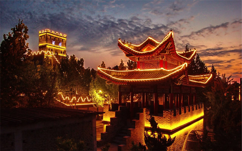 学院夜景