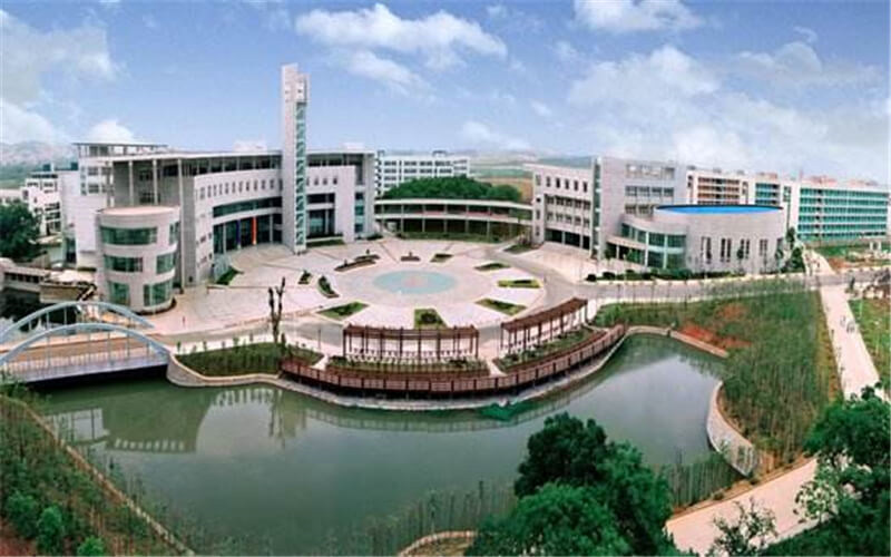俯瞰校园