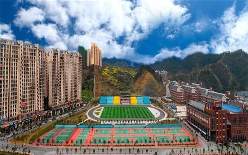 俯瞰学院
