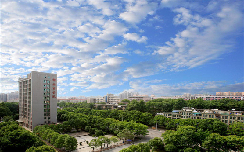 俯瞰校园