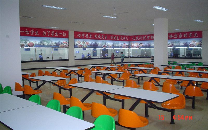 学生餐厅