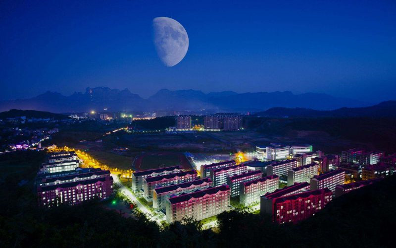 学院夜景