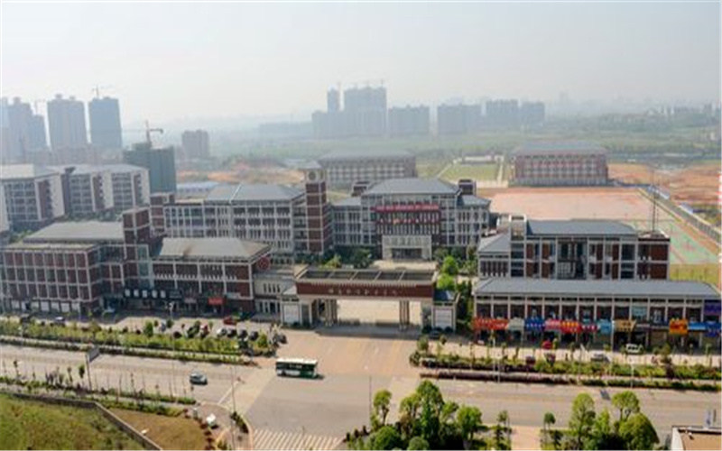 俯瞰校园