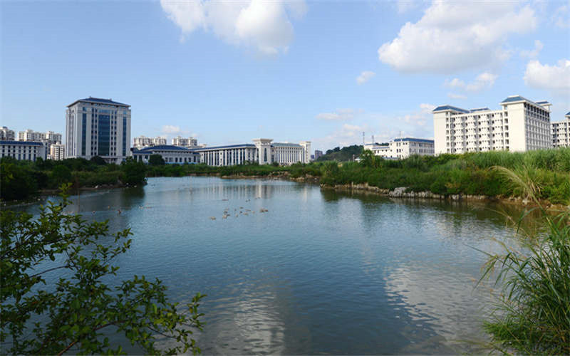 水上校园