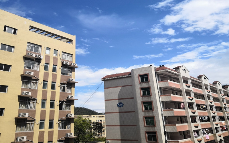 学院建筑
