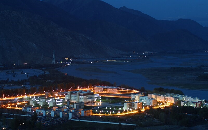 校园夜景