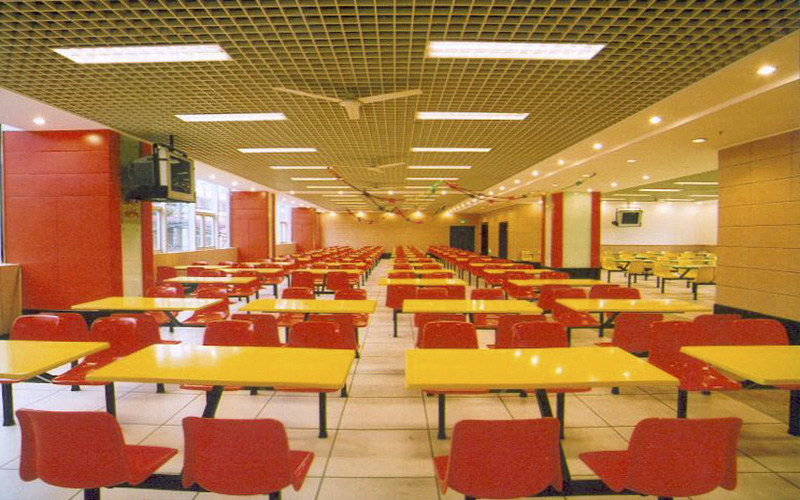 校园餐厅