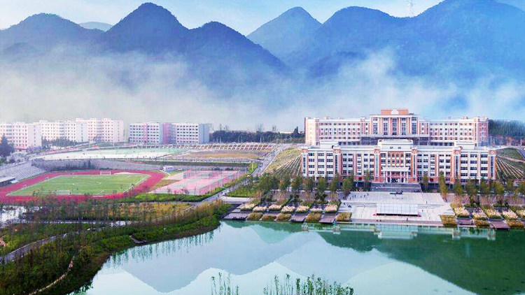 校园全景