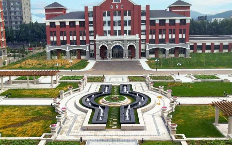 俯瞰学院