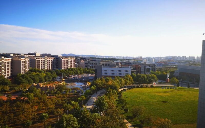 俯瞰学院