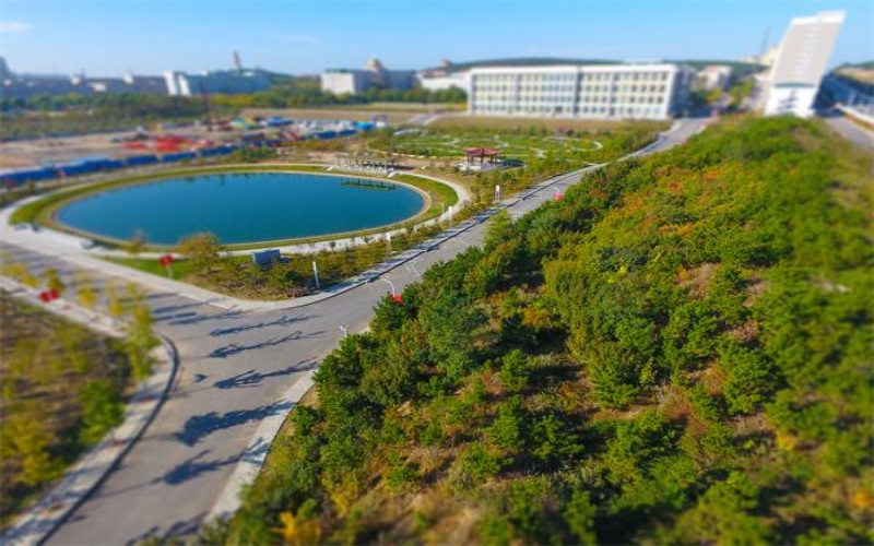 俯瞰学院