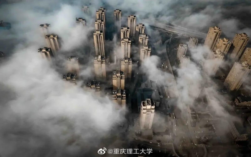 俯瞰校园