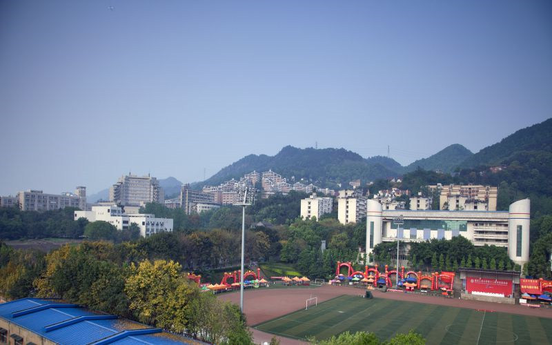 俯瞰校园
