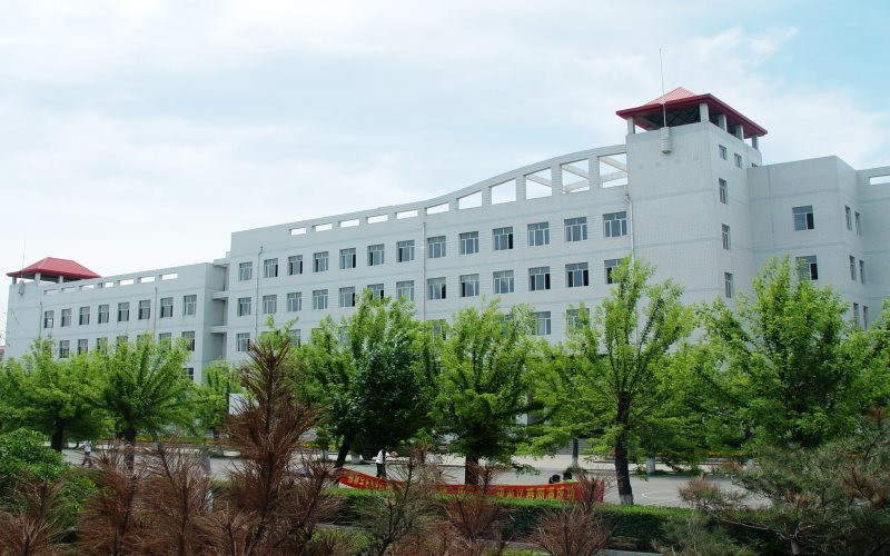 学院建筑
