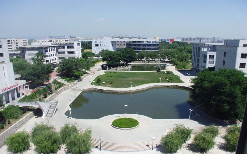 俯瞰校园