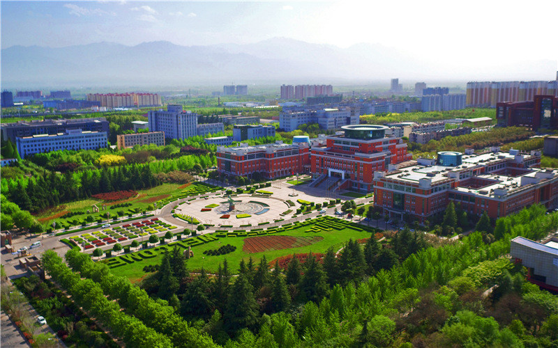 俯瞰校园