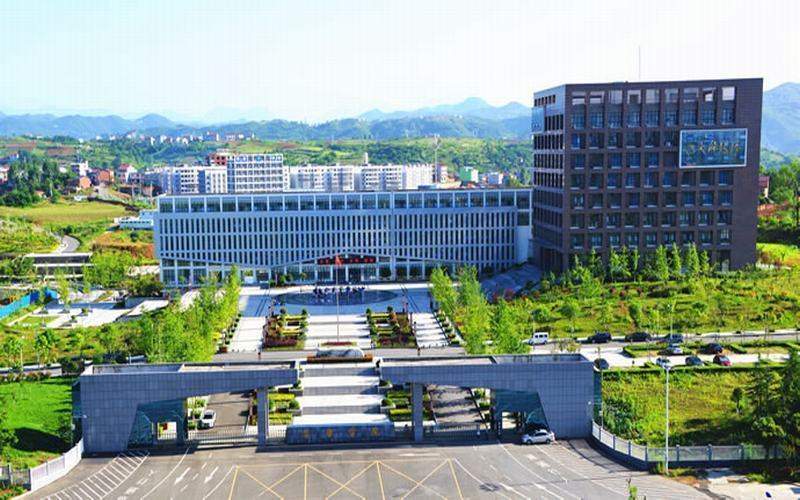 俯瞰校园