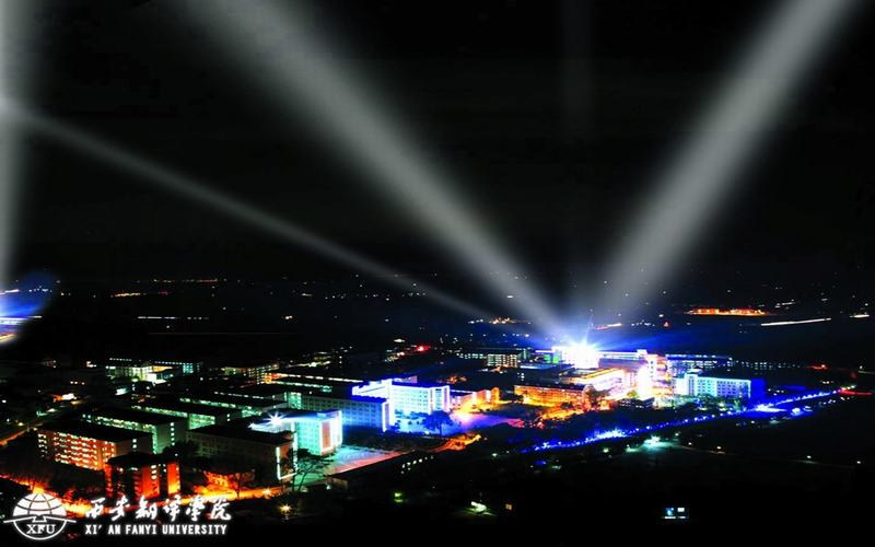 校园夜景