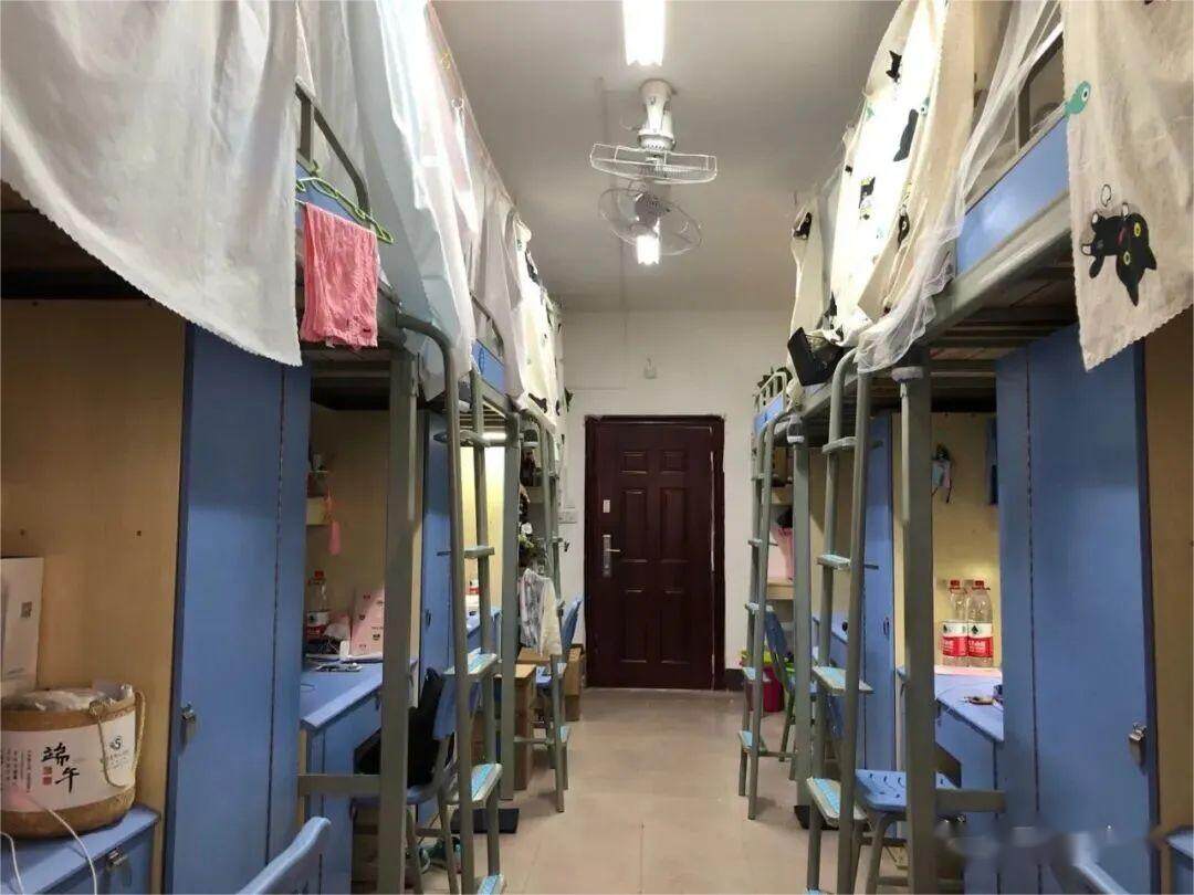 湖南工商大学新生宿舍条件