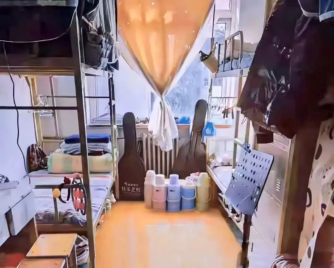 河北经贸大学新生宿舍条件怎么样