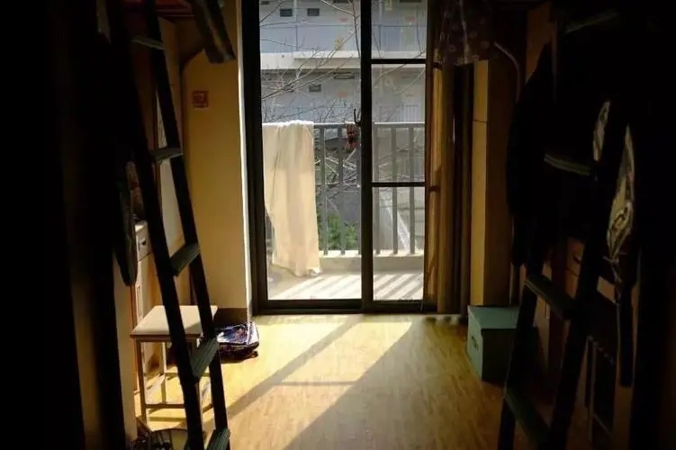 南京大学新生素质条件