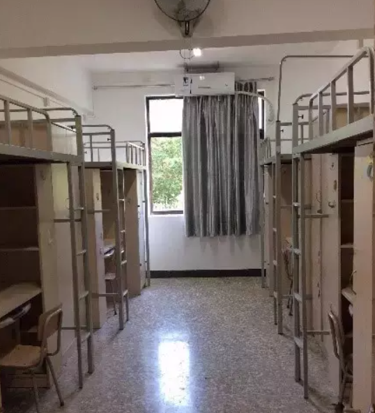 国际关系学院新生宿舍条件