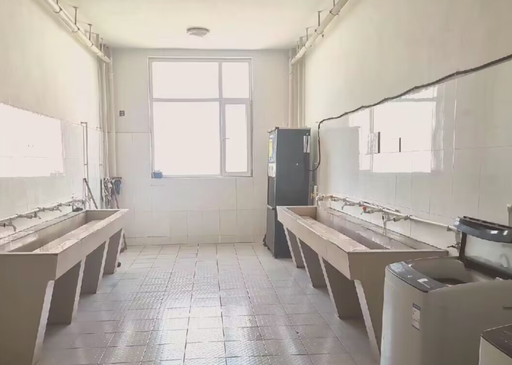 洗漱间