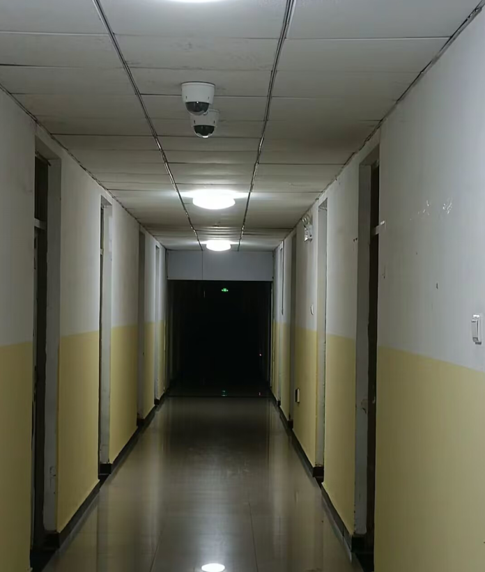 宿舍走道