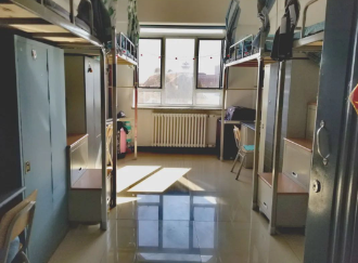 滨海校区宿舍内部照片