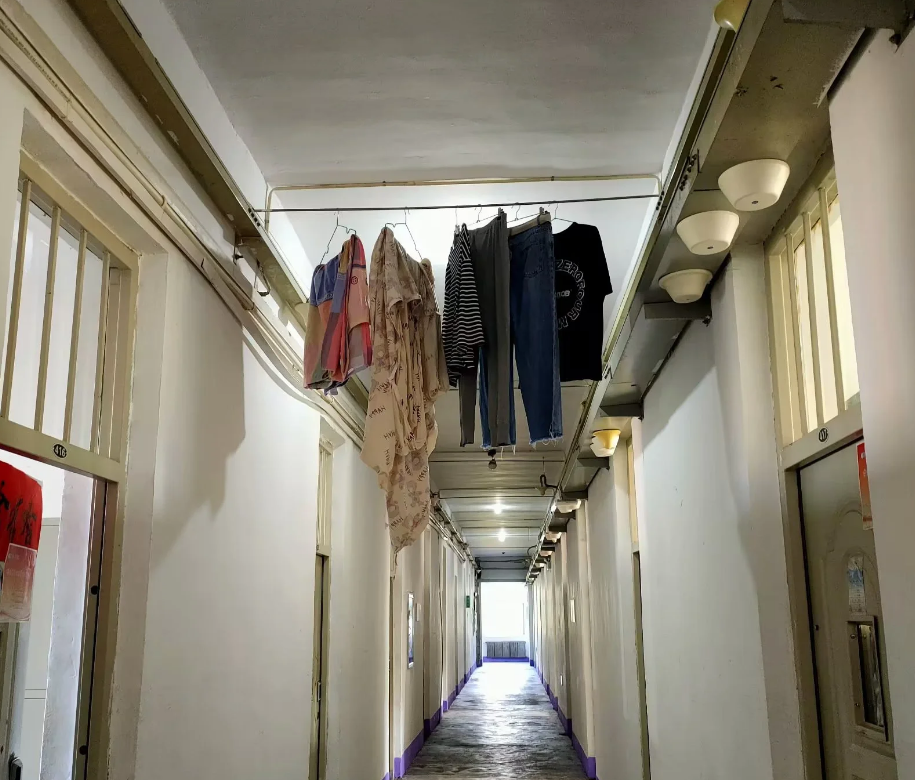 宿舍走廊