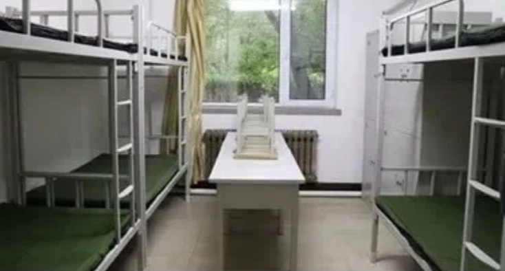 六人间上下床