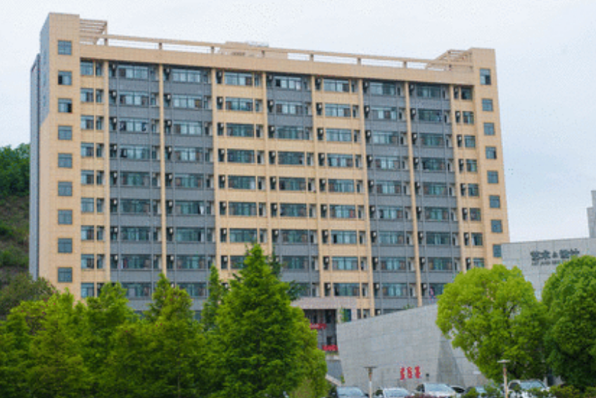 湖北工业职业技术学院宿舍大楼