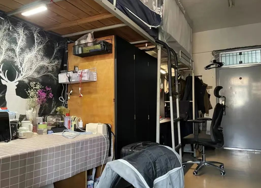 湖北轻工职业技术学院四人间宿舍照片