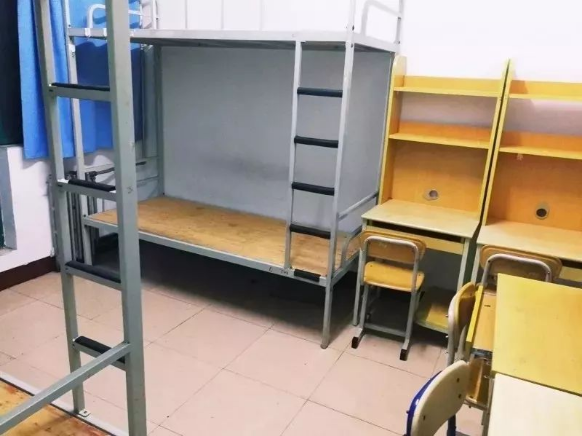 石子河大学宿舍内部图片