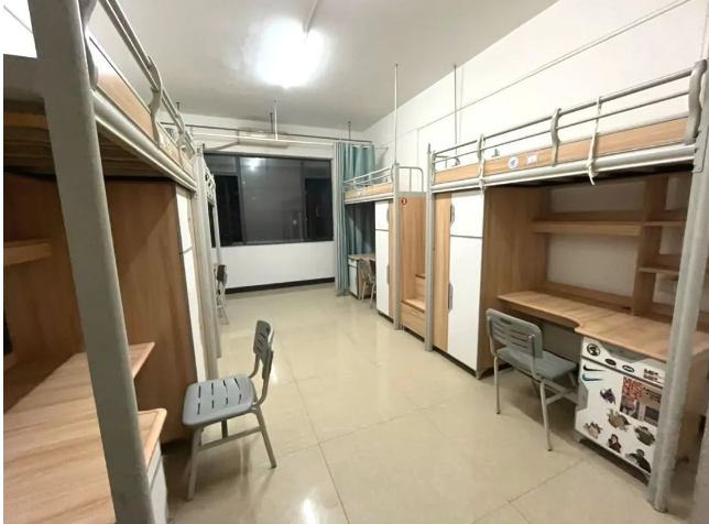 上床下桌