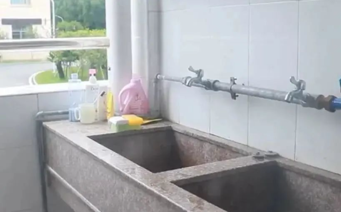 洗漱池