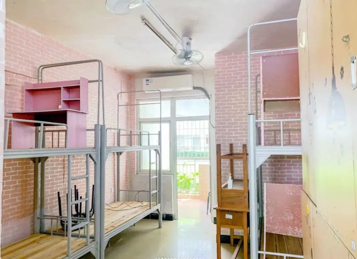 北苑六人间宿舍图