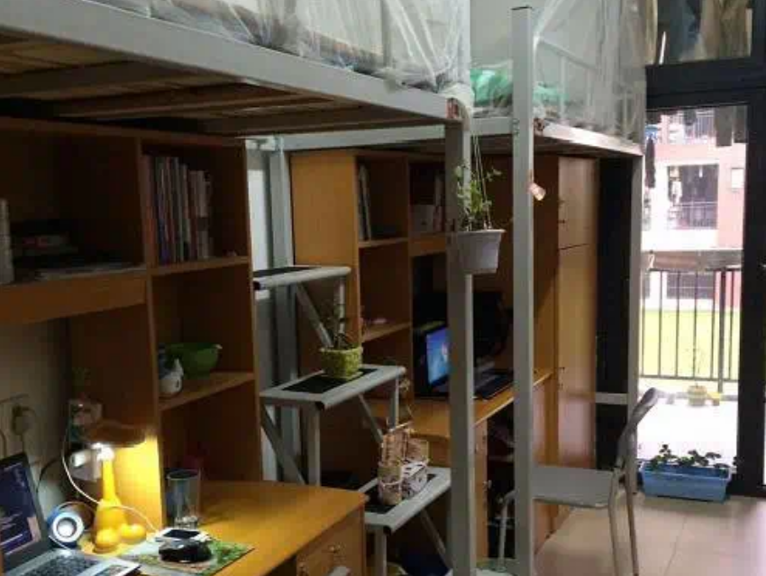 荷苑宿舍内部图片