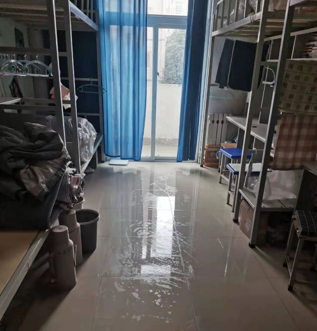 六人间内部图片