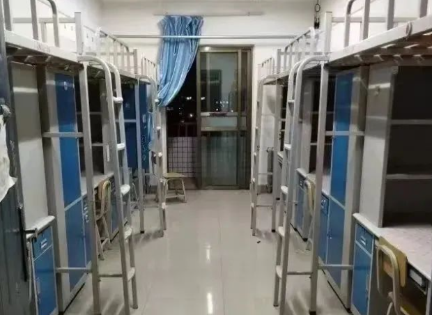 龙子湖校区六人间宿舍图片